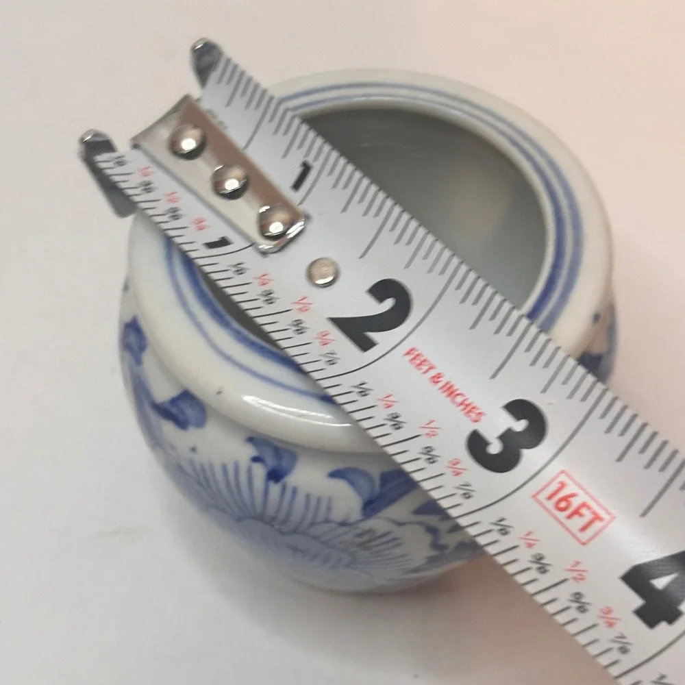 Blue White Porcelain Ginger‎ Jar Floral Design Small Pot Container